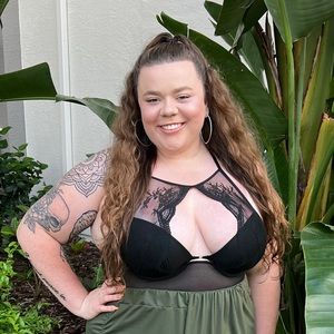 Meet your Posher, Leighann